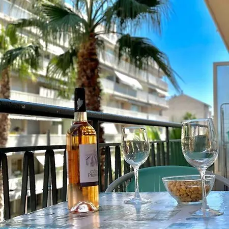 Magnifique Studio Au Coeur De Juan Les Pins Apartment